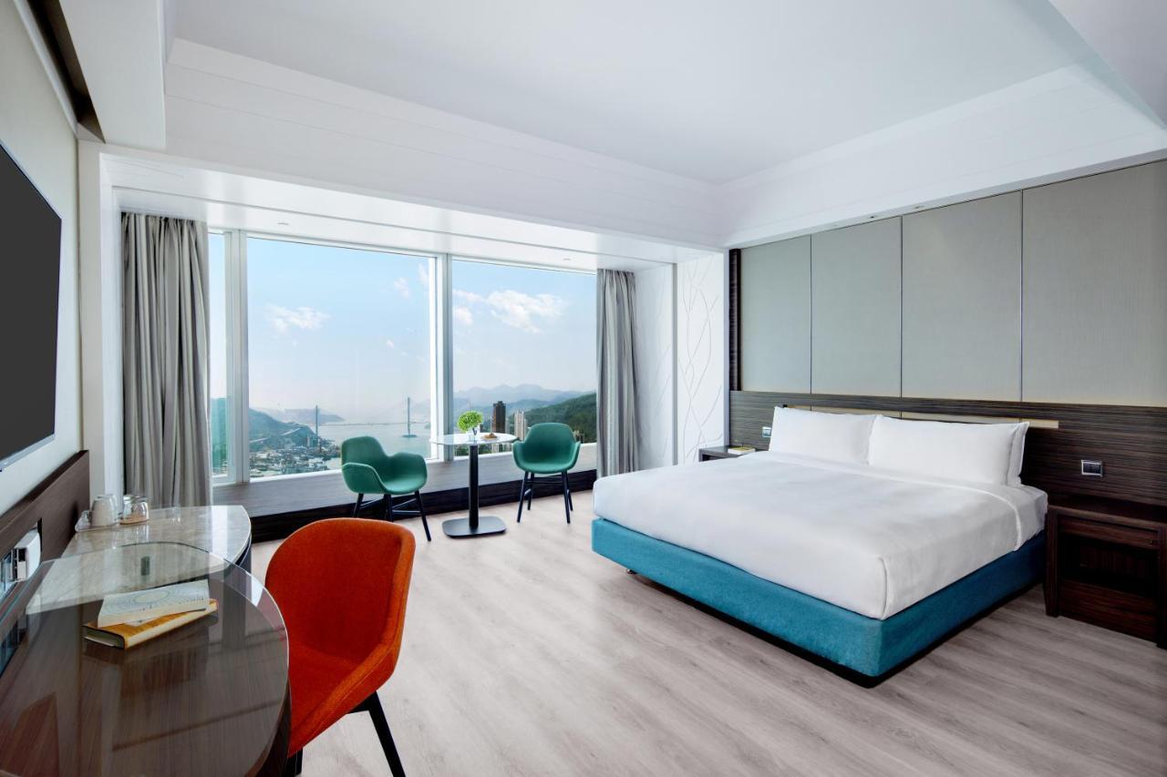 Nina Hotel Tsuen Wan West Hong Kong Esterno foto Deluxe Room